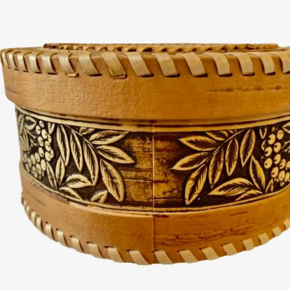 Vintage Birch Tree Bark Round Box with Lid Jewelry Trinket Intricate